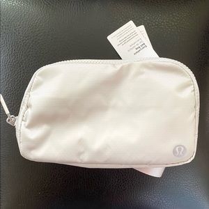 Brand New Lululemon Everywhere Belt Bag in white